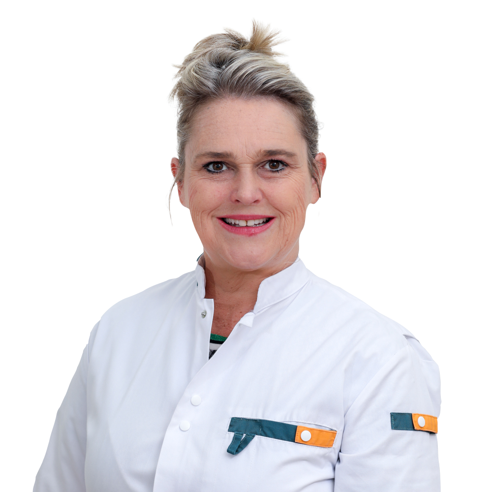 Pasfoto van Drs. S.M. (Simone) Roeffel