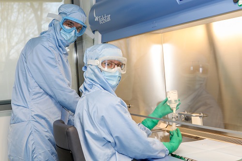 Werken in de cleanroom apotheek